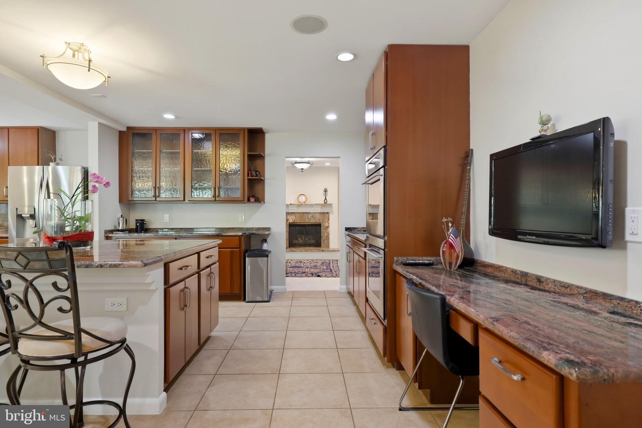8578 Brickyard Road Potomac, MD 20854 - Photo 26 of 83