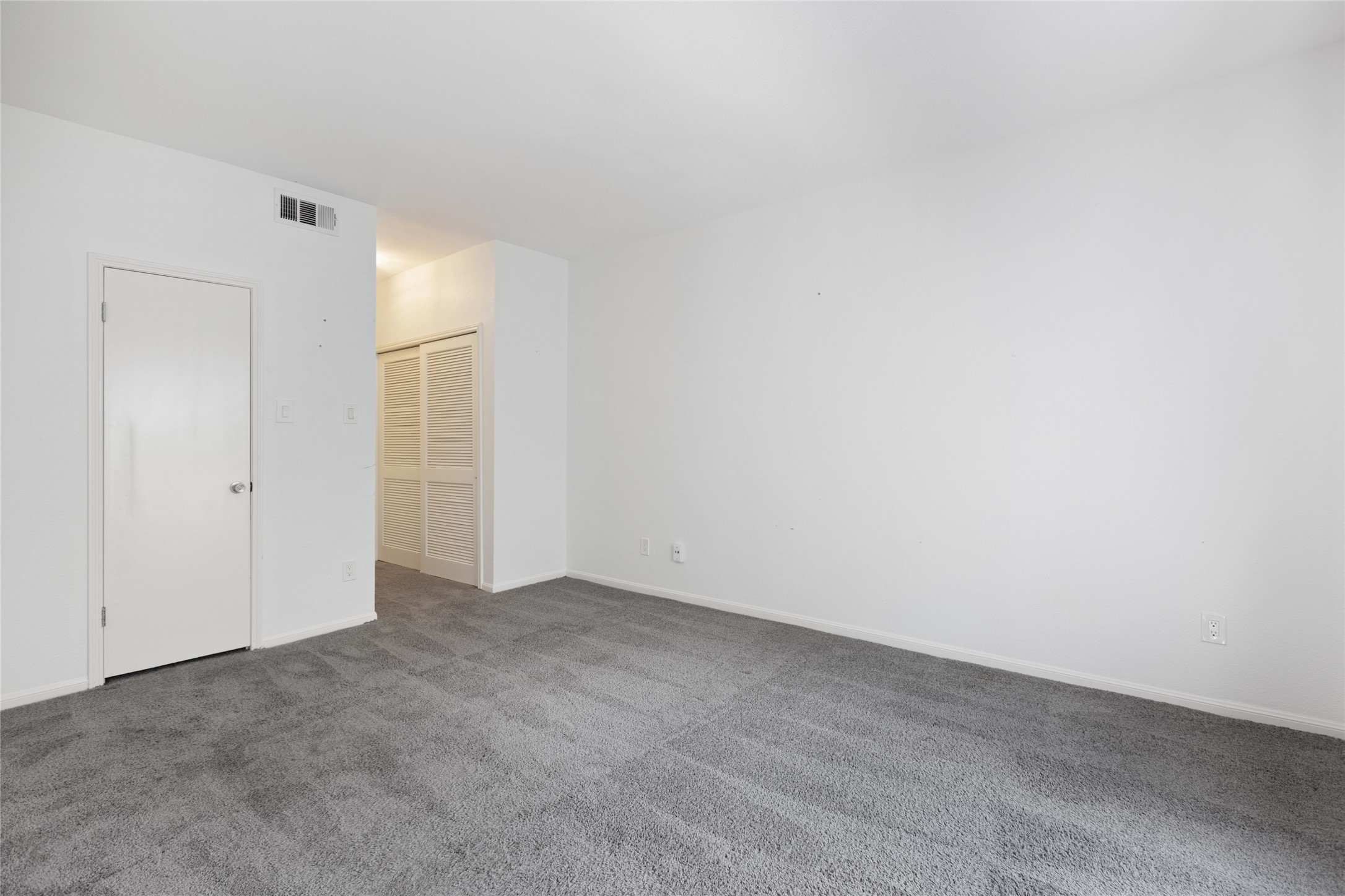 2100 Tanglewilde Street, Unit 378 Houston, TX 77063 - Photo 16 of 25 Big enough for a king bed and all your Amazon impulse buys—no judgment.