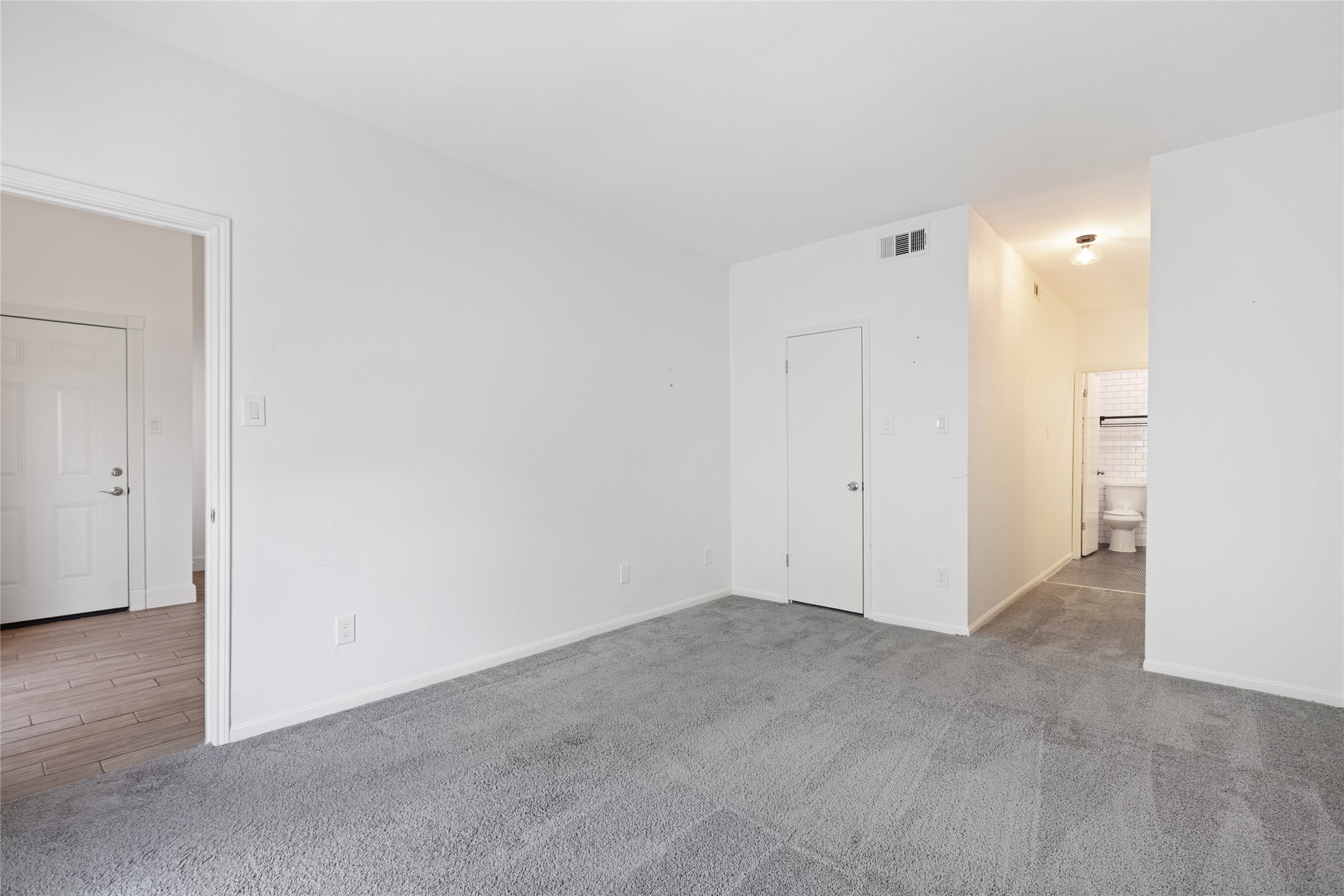 2100 Tanglewilde Street, Unit 378 Houston, TX 77063 - Photo 17 of 25 Plenty of room to stretch out, cry dramatically, or both at the same time