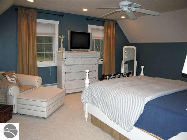 4701 Ridgewood Road Traverse City, MI 49686 - Photo 18 of 25 1724936-17.JPG