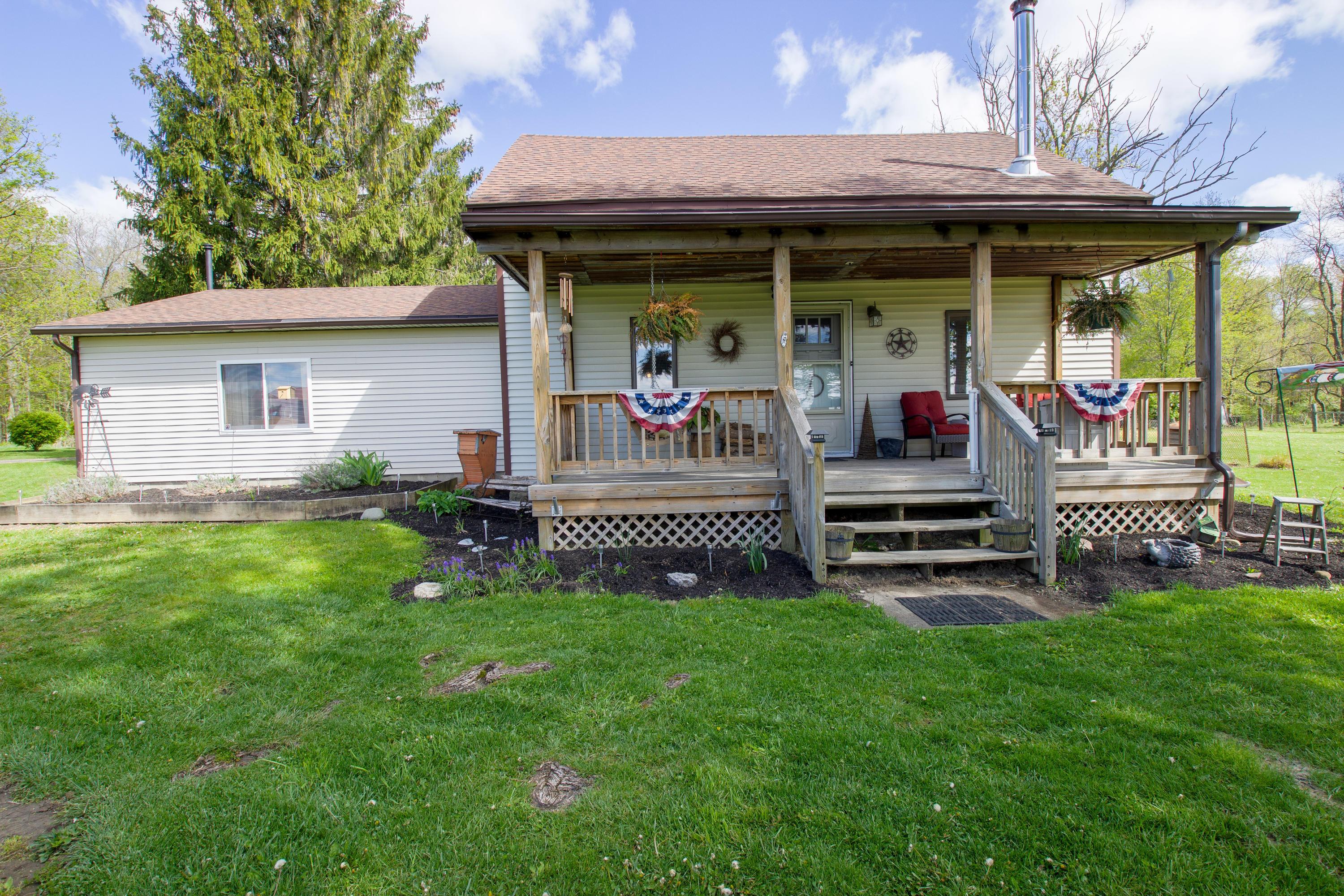 6554 Black Road Cable, OH 43009 - Photo 2 of 39