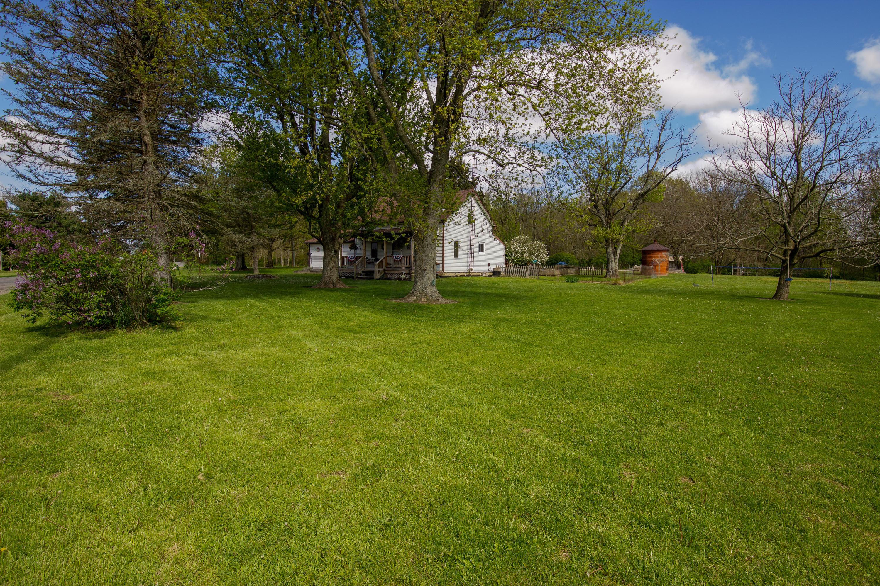 6554 Black Road Cable, OH 43009 - Photo 4 of 39
