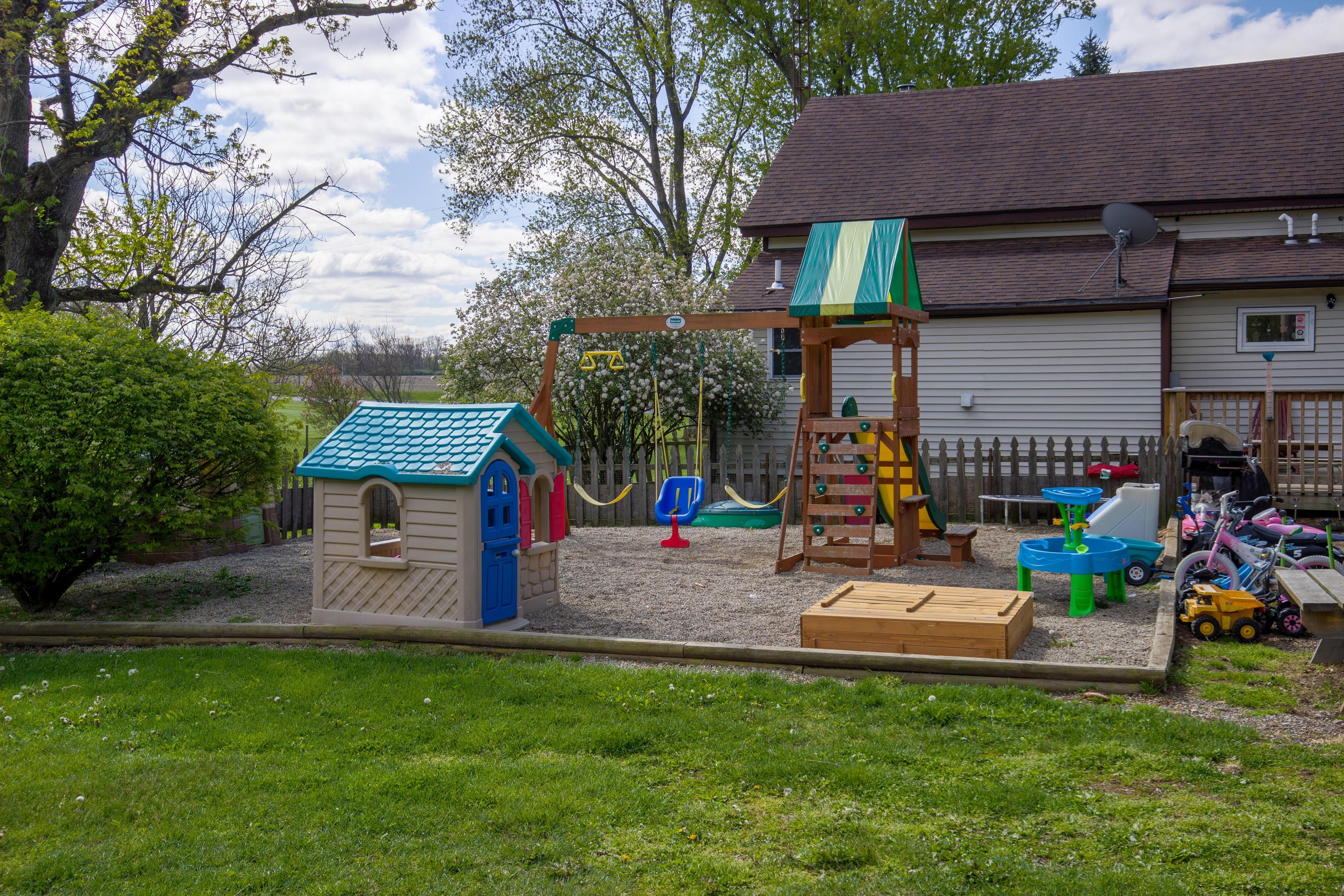 6554 Black Road Cable, OH 43009 - Photo 10 of 39