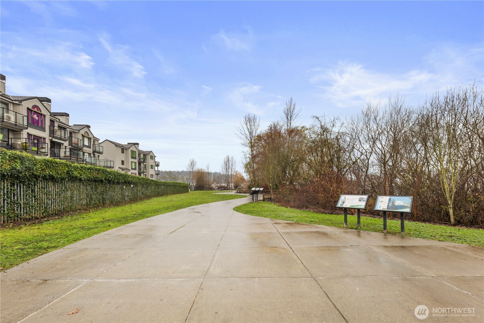 6121 Northeast 175th Street, Unit A402 Kenmore, WA 98028 - Photo 21 of 27