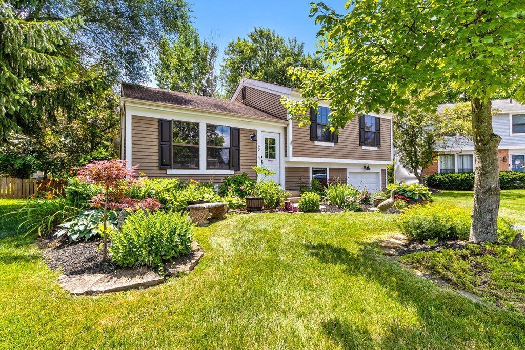 63 Ridgedale Court Powell, OH 43065 - Photo 1 of 29 63 Ridgedale Court-1.jpg-SMALL
