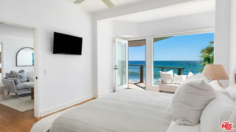 $10,850,000 | 24680 Malibu Road, Malibu, CA 90265