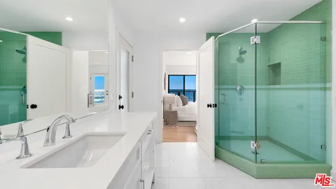 $10,850,000 | 24680 Malibu Road, Malibu, CA 90265