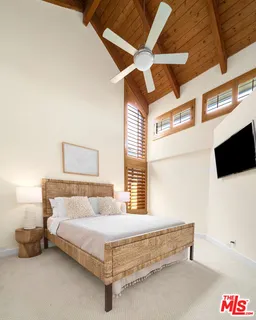 $10,850,000 | 24680 Malibu Road, Malibu, CA 90265