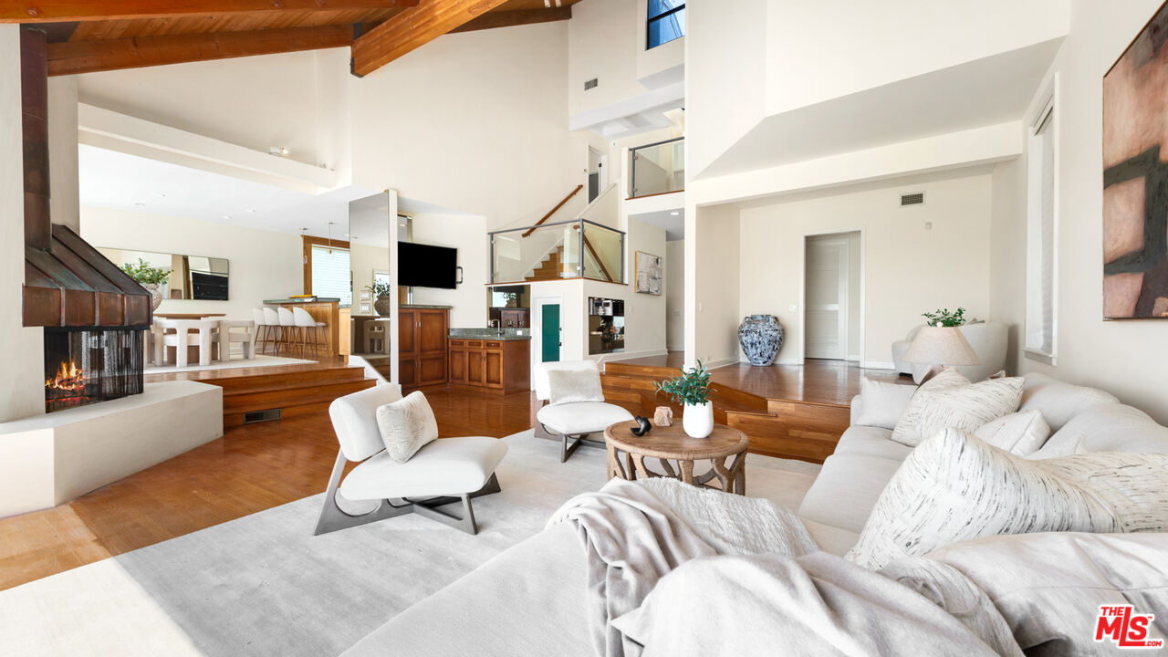 24680 Malibu Road Malibu, CA 90265 - Photo 8 of 48