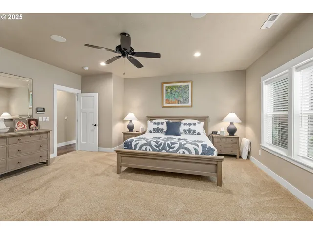 $1,179,900 | 121 Wild Goose Lane, Roseburg, OR 97470