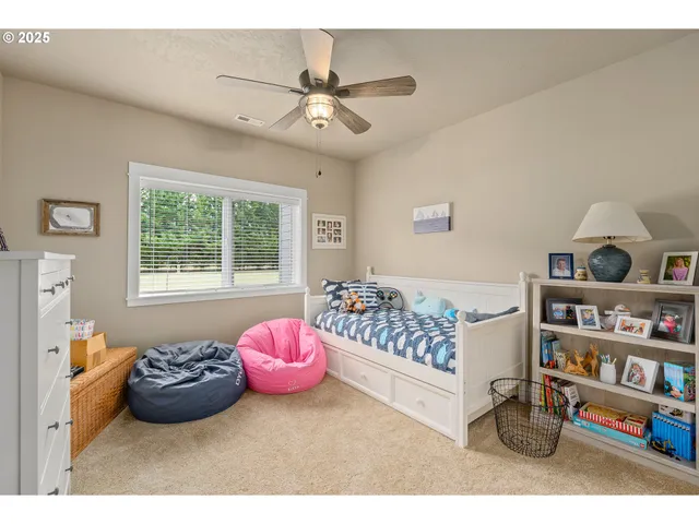 $1,179,900 | 121 Wild Goose Lane, Roseburg, OR 97470