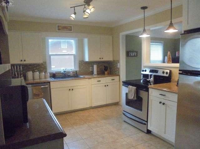 716 North Road Fenton, MI 48430 - Photo 9 of 15