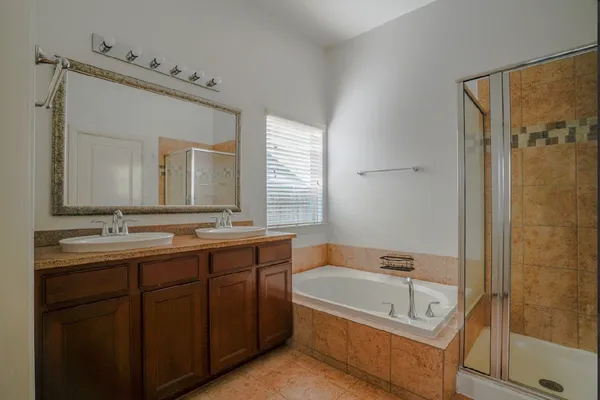 $2,250 | 114 West Montfair Boulevard, The Woodlands, TX 77382