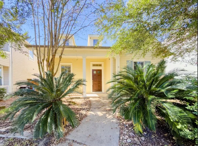 $2,300 | 114 West Montfair Boulevard, The Woodlands, TX 77382