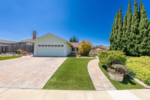 $949,000 | 11151 Socorro Street, San Diego, CA 92129