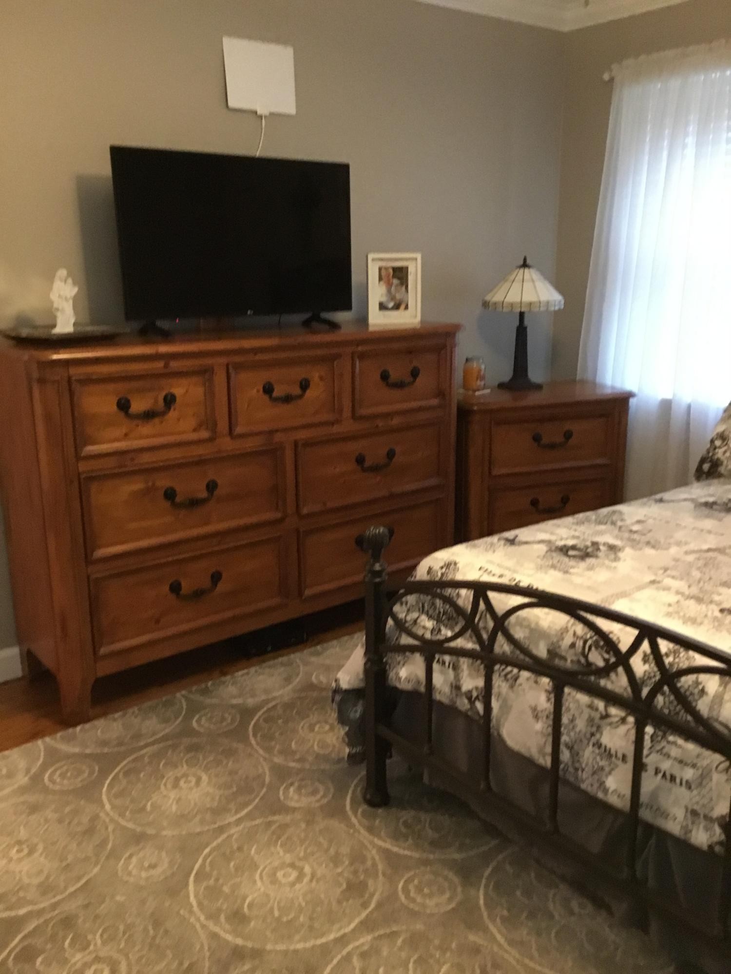121 East Arrowwood Road Oak Ridge, TN 37830 - Photo 20 of 26 a bedroom with a bed and a flat screen tv