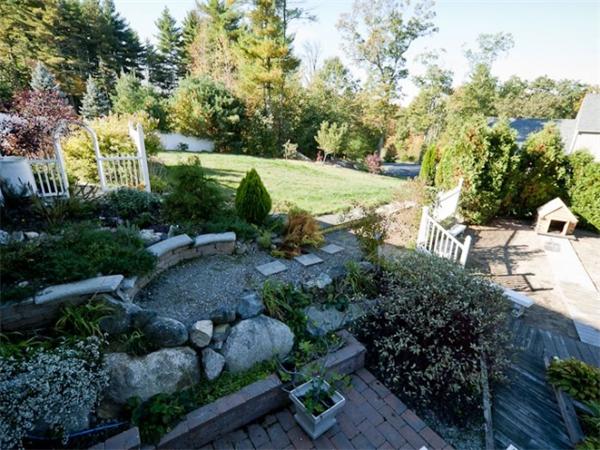 9 Applewood Road Norfolk, MA 02056 - Photo 4 of 5 Gallery Image 4