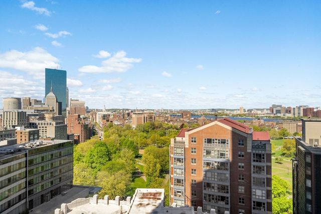 $2,700,000 | 1 Avery Street, Unit 21B, Boston, MA 02111