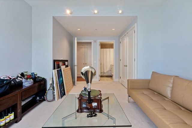 $2,700,000 | 1 Avery Street, Unit 21B, Boston, MA 02111