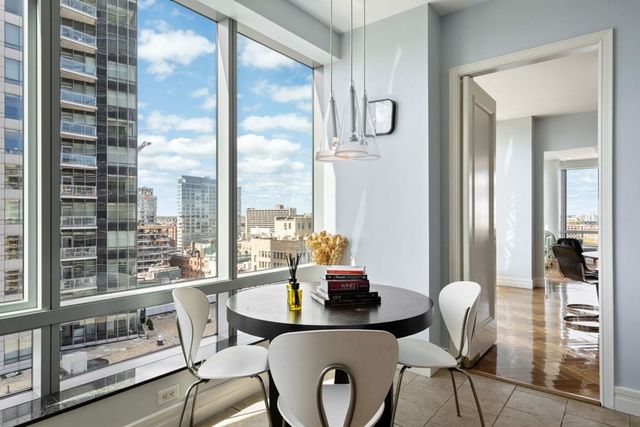 $2,700,000 | 1 Avery Street, Unit 21B, Boston, MA 02111