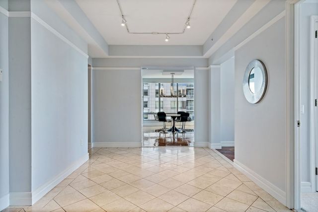 $2,700,000 | 1 Avery Street, Unit 21B, Boston, MA 02111