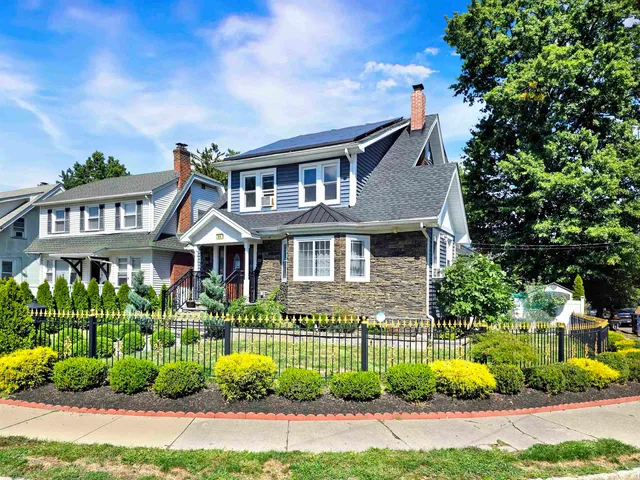 $670,000 | 64 Van Houten Place, Belleville, NJ 07109