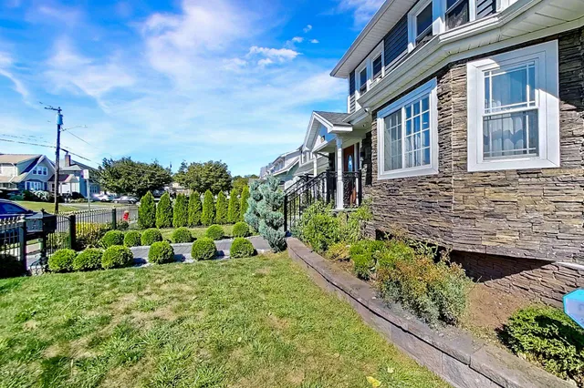 $670,000 | 64 Van Houten Place, Belleville, NJ 07109