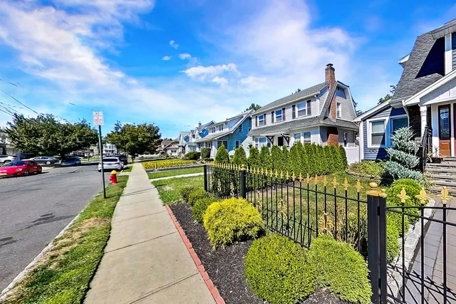 $670,000 | 64 Van Houten Place, Belleville, NJ 07109