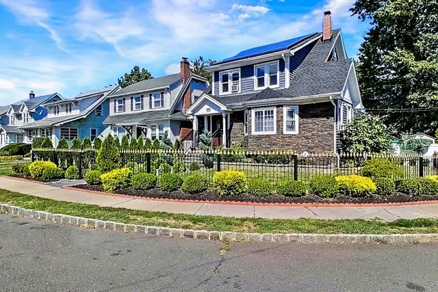 $670,000 | 64 Van Houten Place, Belleville, NJ 07109