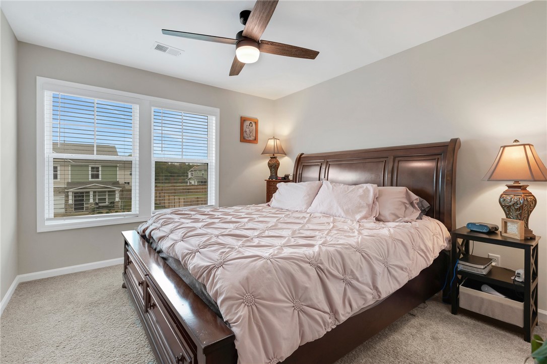 18 Steeds Gln Road Piedmont, SC 29673 - Photo 21 of 33