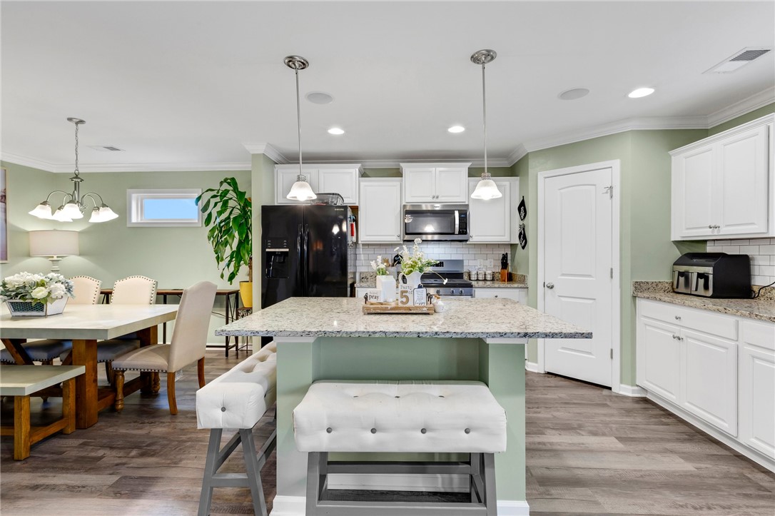 18 Steeds Gln Road Piedmont, SC 29673 - Photo 5 of 33