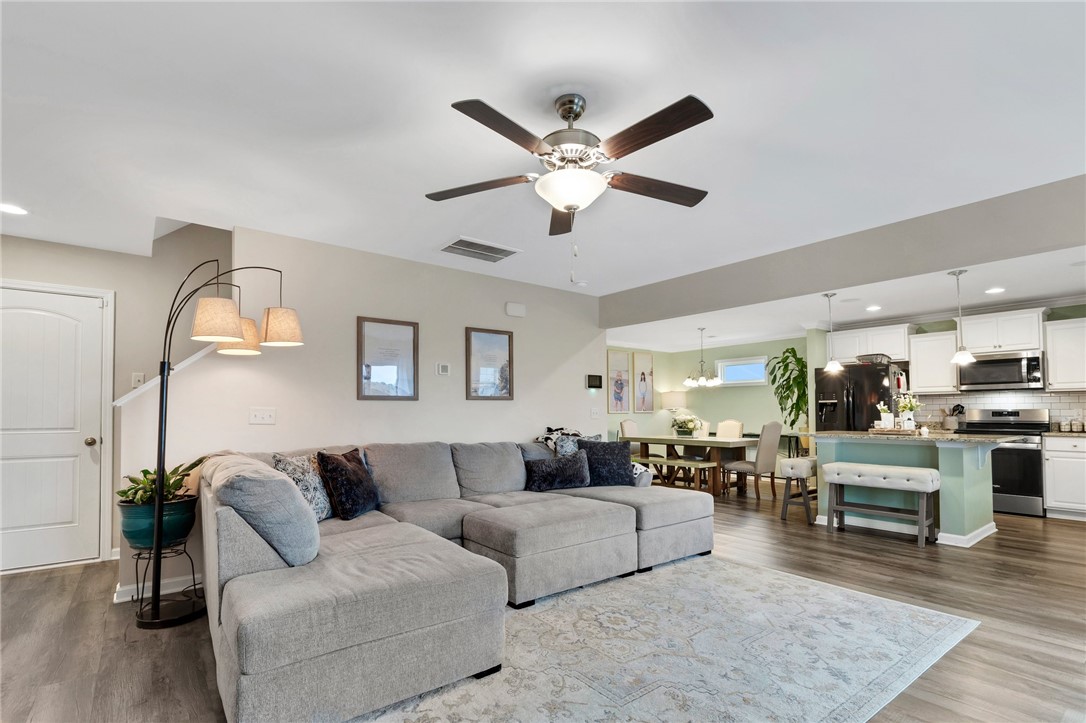 18 Steeds Gln Road Piedmont, SC 29673 - Photo 8 of 33