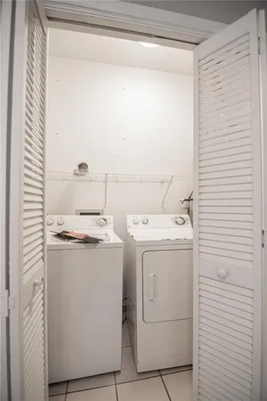 $2,000 | 3761 Ashford Dunwoody Road Northeast, Unit 6, Brookhaven, GA 30319