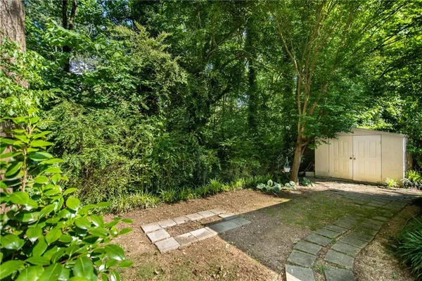 $2,000 | 3761 Ashford Dunwoody Road Northeast, Unit 6, Brookhaven, GA 30319