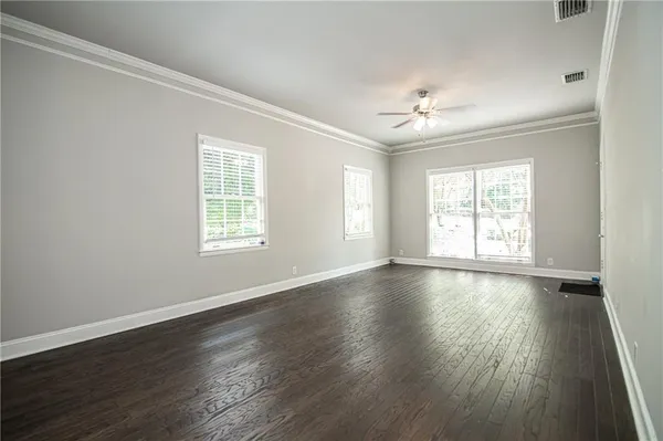 $2,000 | 3761 Ashford Dunwoody Road Northeast, Unit 6, Brookhaven, GA 30319