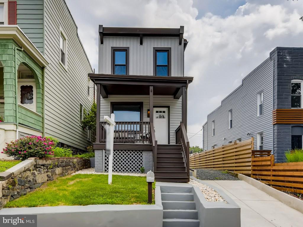 3431 Falls Road Baltimore, MD 21211 - Photo 1 of 28 Gallery Image 1