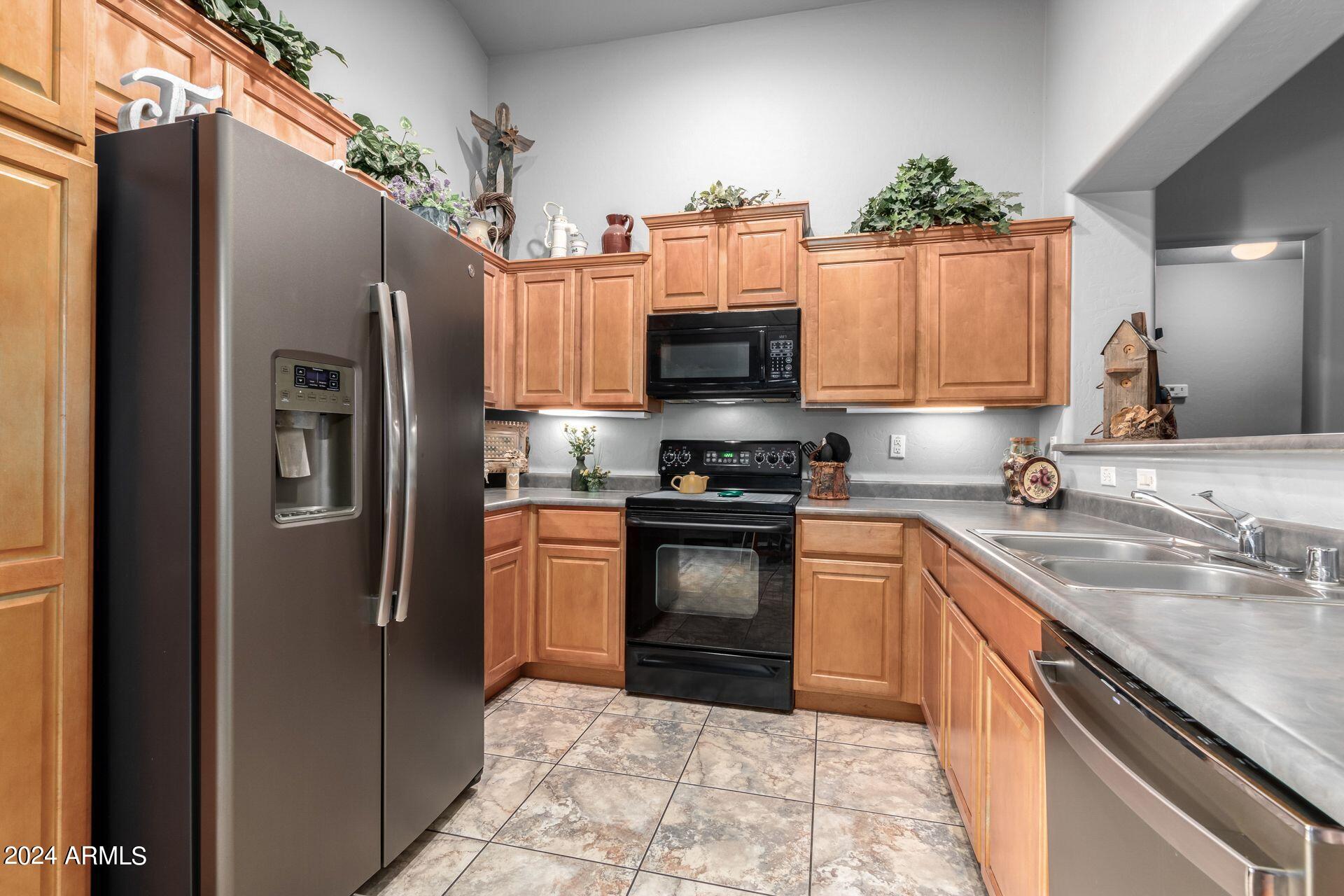 4173 East Sierrita Road San Tan Valley, AZ 85143 - Photo 12 of 26 All Appliances Convey