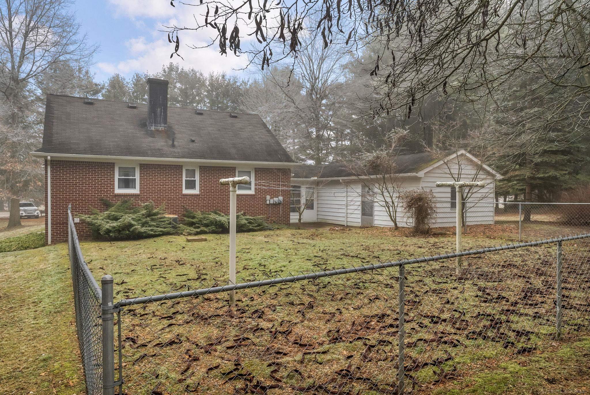 4808 Lakeshore Road Lexington, MI 48450 - Photo 47 of 58 50132896-70acdf9a-7719-4814-95aa-abc8f40cf234.JPG