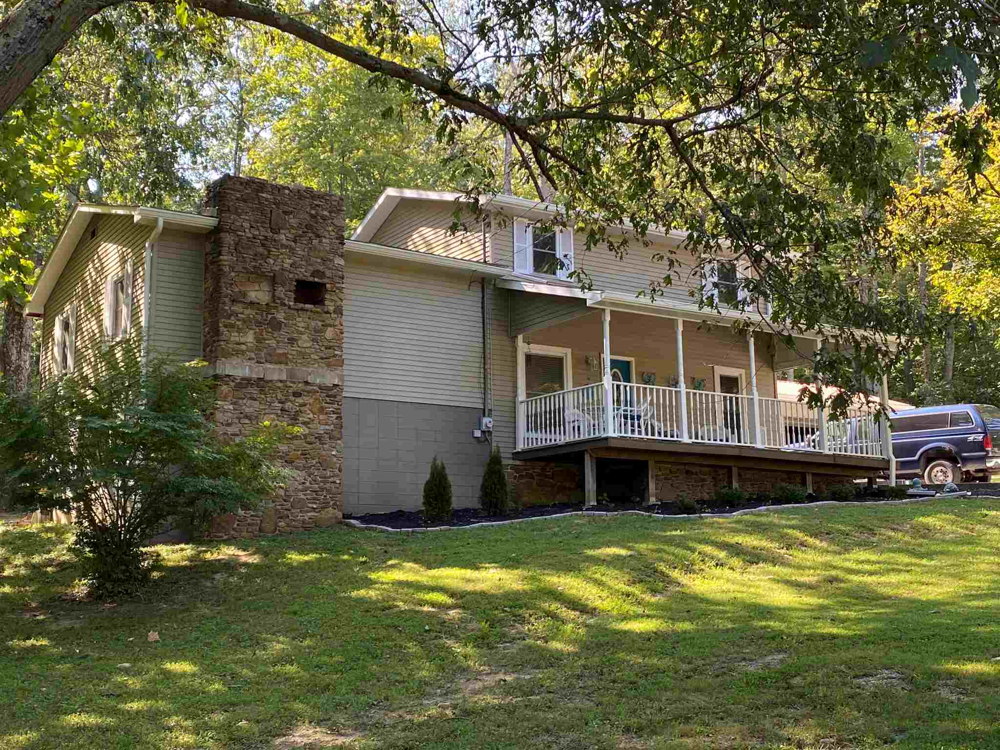 8295 West Gardner Road Bloomington, IN 47403 - Photo 2 of 27 Gallery Image 2