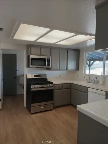 $469,000 | 18102 Hinton Street, Hesperia, CA 92345