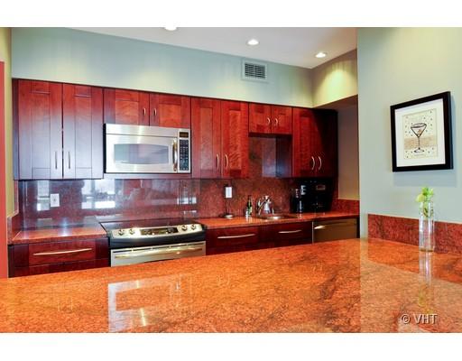 175 East Delaware Place, Unit 4617 Chicago, IL 60611 - Photo 5 of 10