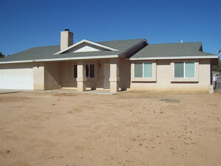 15088 Nanticoke Road Apple Valley, CA 92307 - Photo 1 of 1