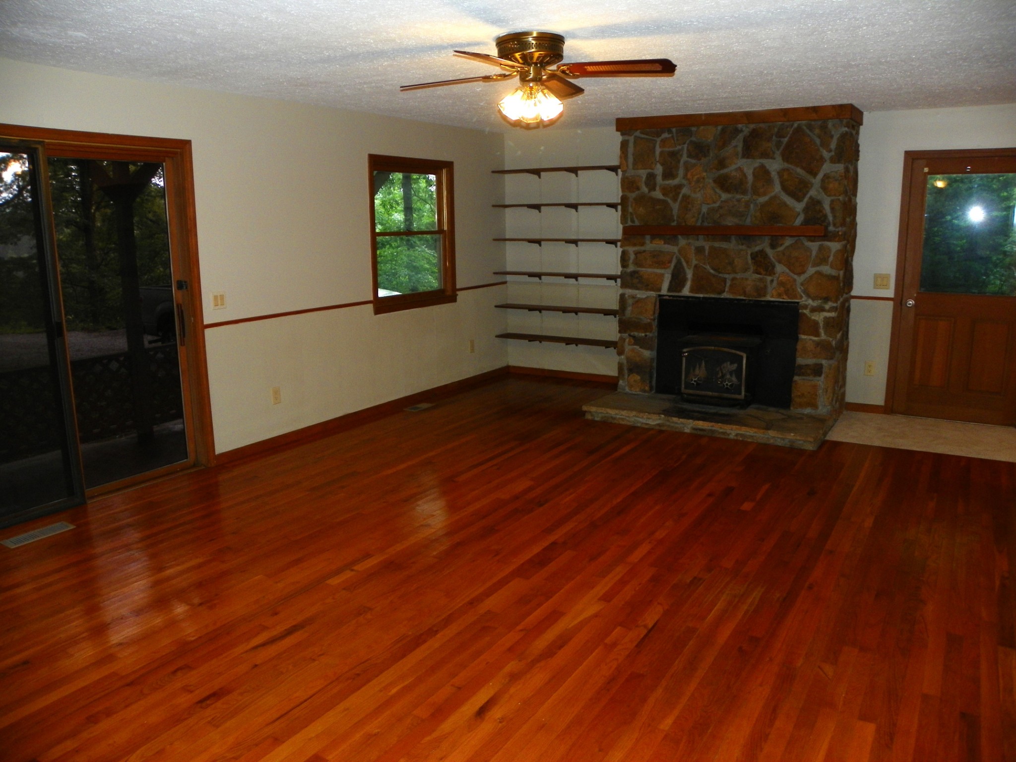 670 Winstead Road Quebeck, TN 38579 - Photo 6 of 18 Gallery Image 6