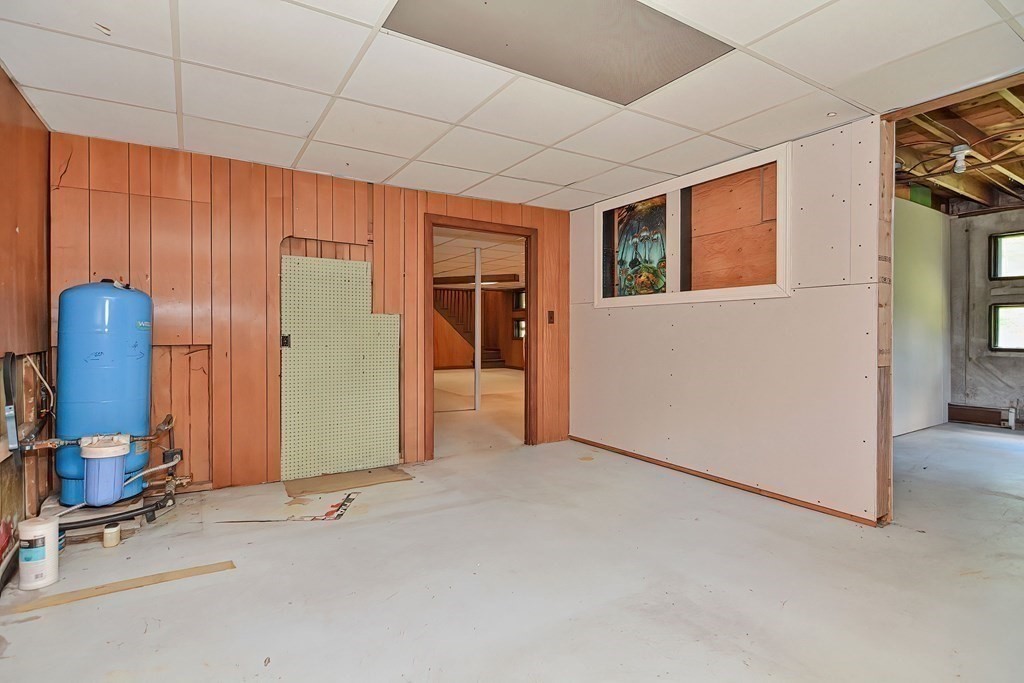 31 Reservoir Road Lunenburg, MA 01462 - Photo 25 of 26