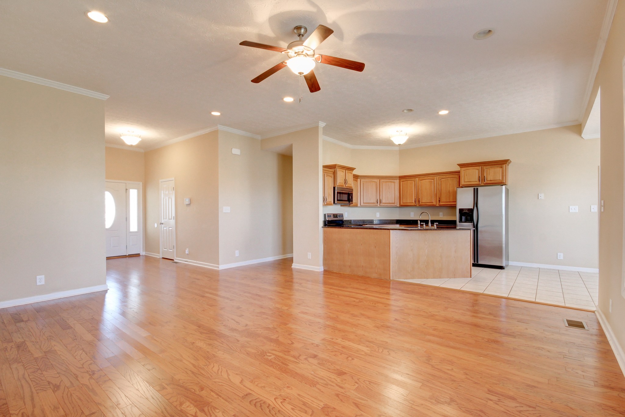 1625 Apache Way Clarksville, TN 37042 - Photo 3 of 25