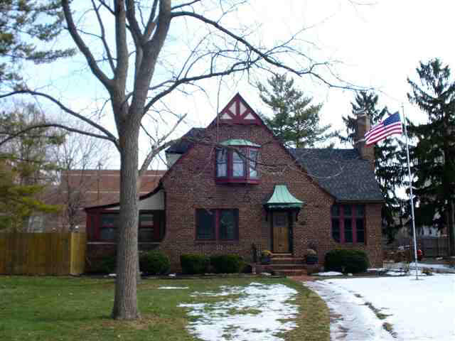 1020 West Warwick Road Muncie, IN 47304 - Photo 1 of 12 Gallery Image 1