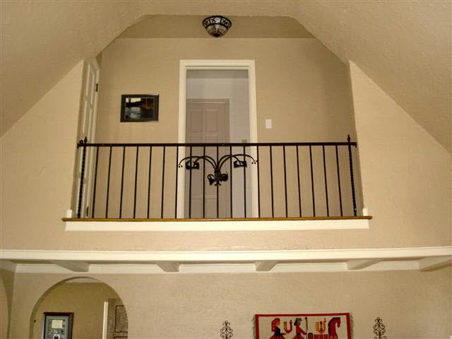 1020 West Warwick Road Muncie, IN 47304 - Photo 8 of 12 Gallery Image 8
