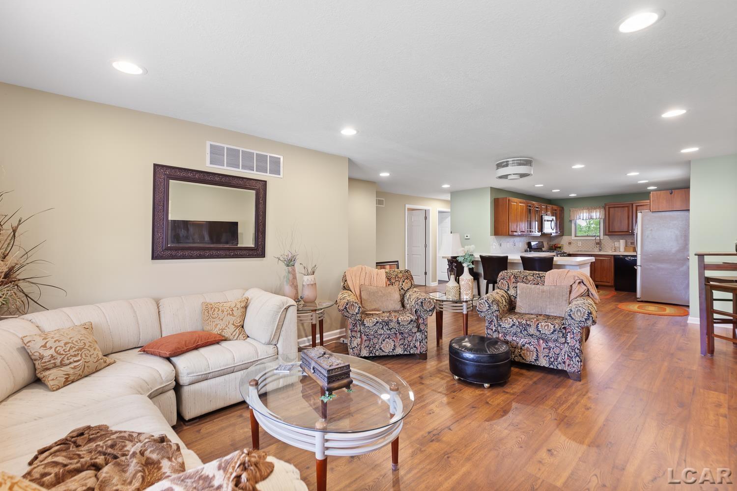2831 Carson Highway Adrian, MI 49221 - Photo 5 of 42