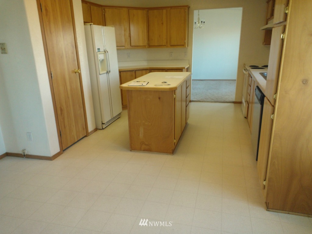 9480 Rd U Southeast Warden, WA 98857 - Photo 10 of 15