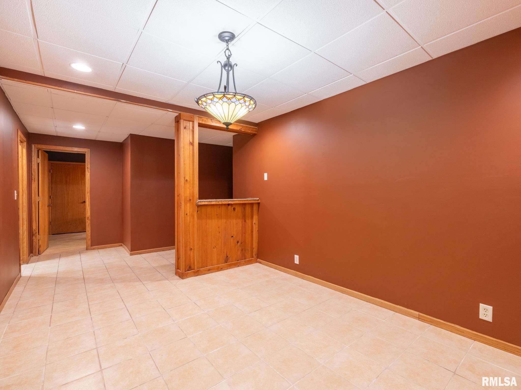 109 South Locust Street Delavan, IL 61734 - Photo 23 of 36 Gallery Image 23